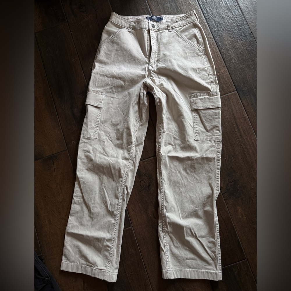 Hollister Khaki Cargo Pants